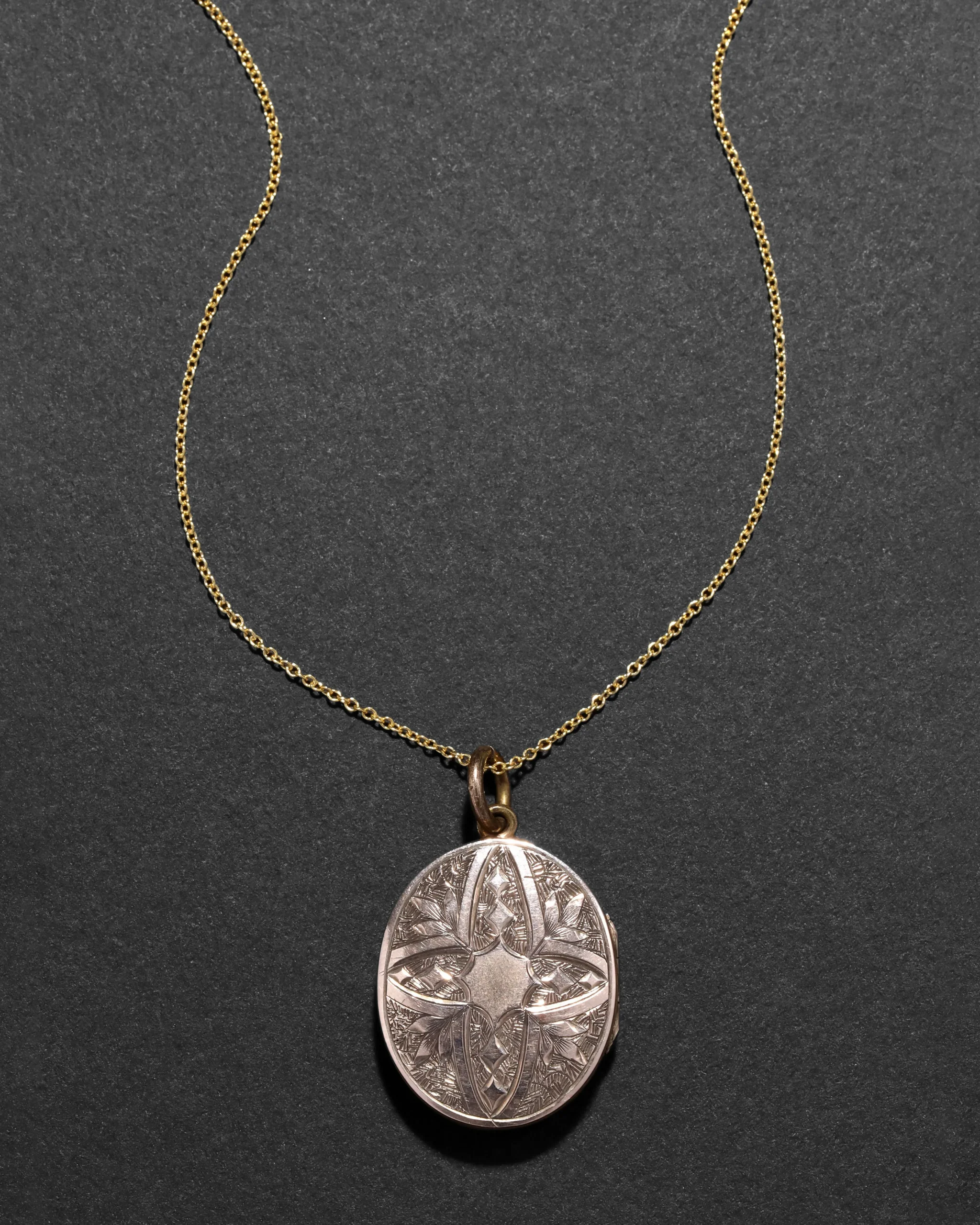 Antique Victorian 1800s 14k Gold Fill Hand Etched Locket Necklace