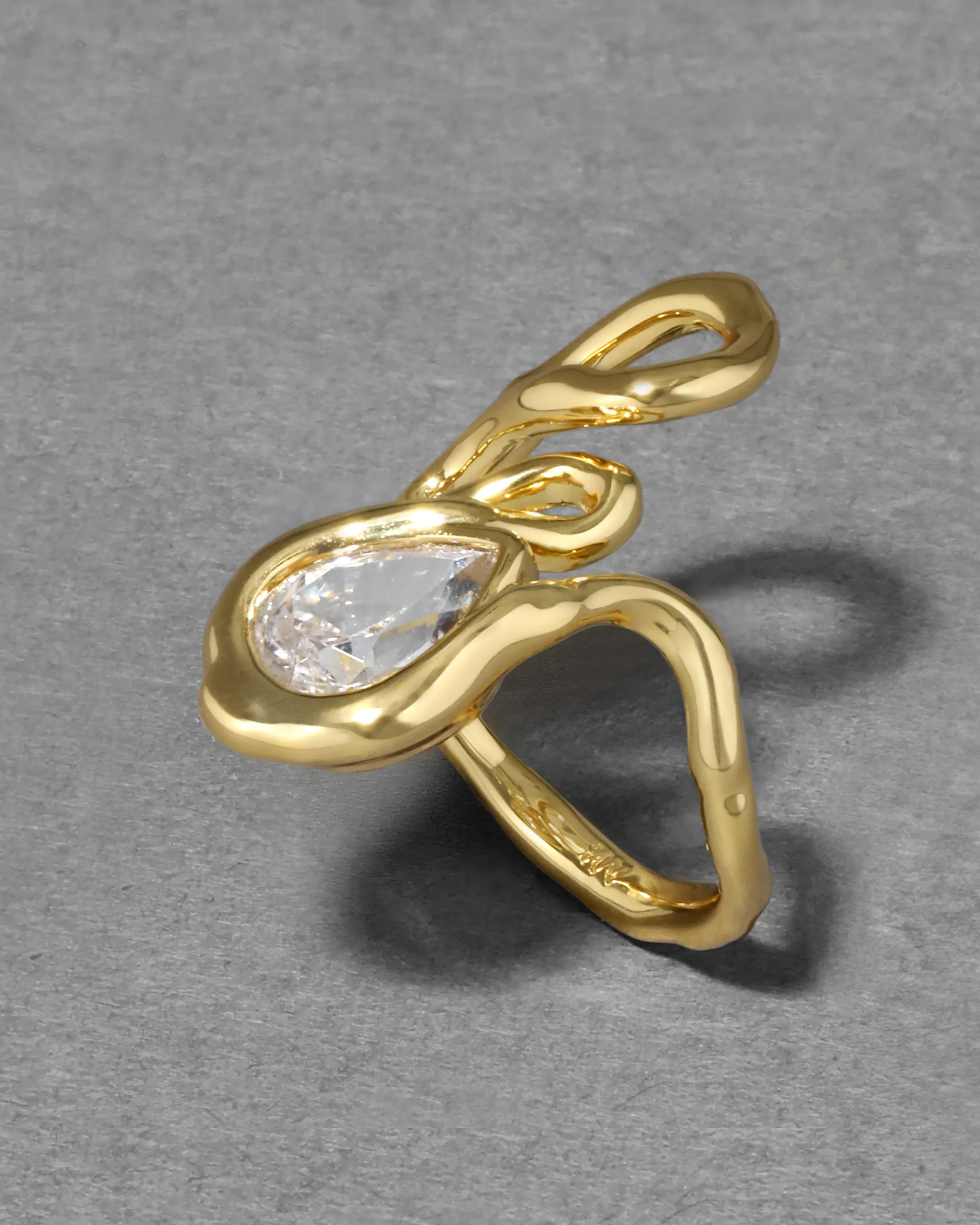 Asterales Floating Vine Ring