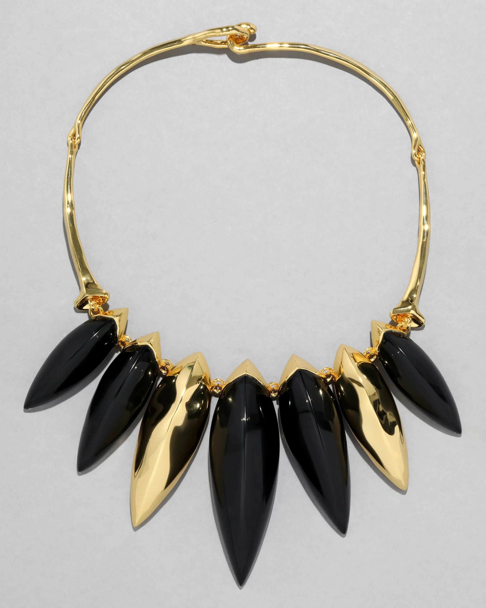 Lucite Armor Necklace- Onyx