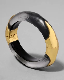 Lucite Claw Hinge Bracelet- Black