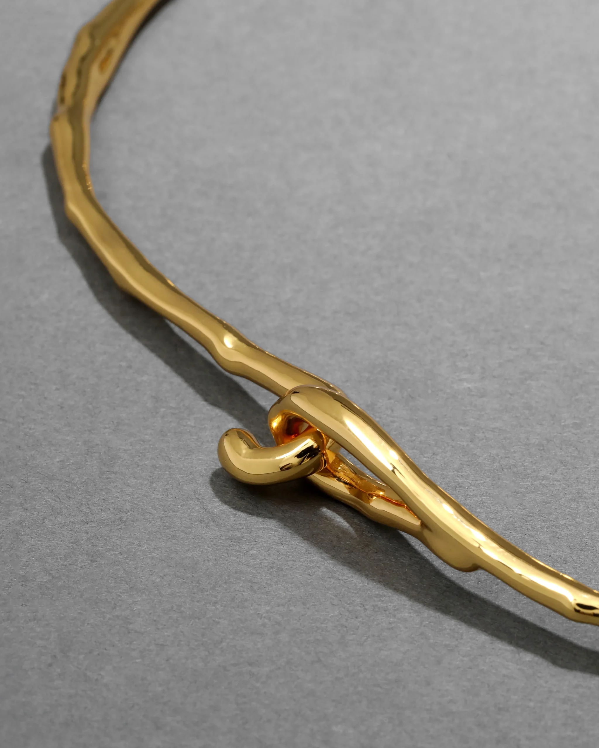 Solanales Crystal Teardrop Collar Necklace