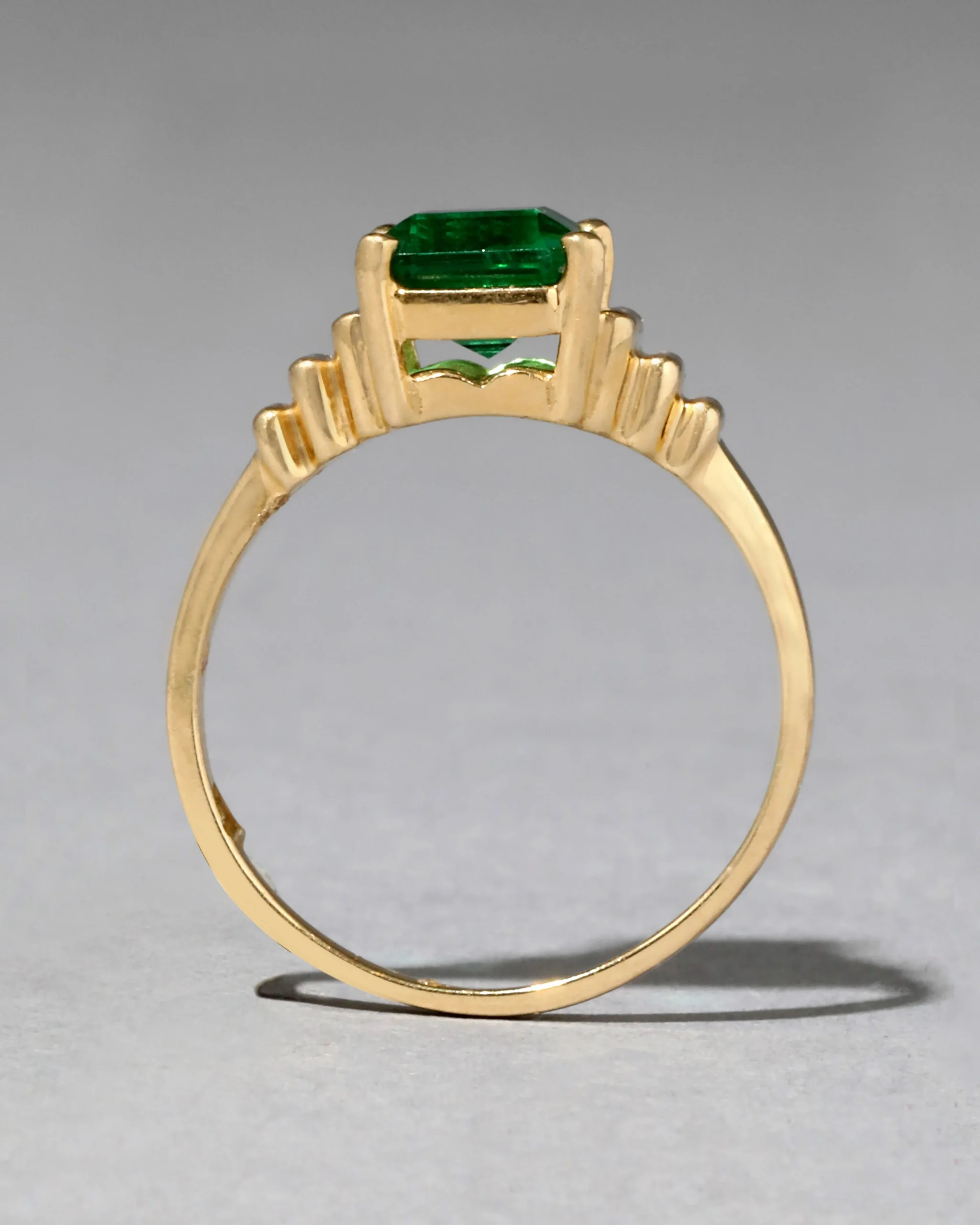 Vintage 1980s 14k Gold & Emerald Retro Deco Design Ring