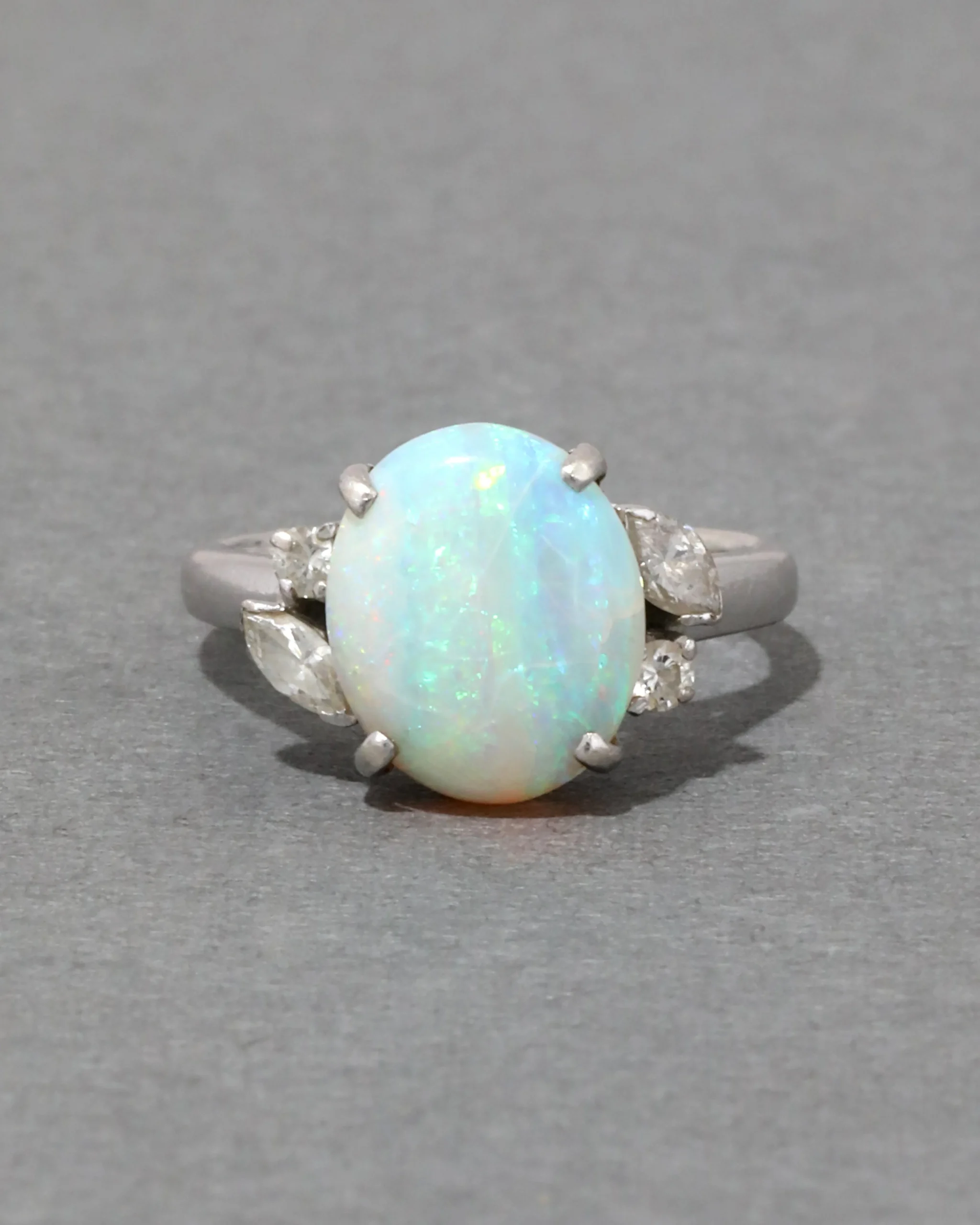 Vintage 1930s 18k White Gold Opal & Diamond Ring